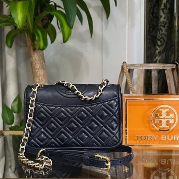 ♦️♦️  TORY BURCH AUTHENTIC BLUE FLEMING CROSSBODY HANDBAG ♦️♦️ - Picture 1 of 11